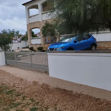 בית אירוח Vjeko ויר