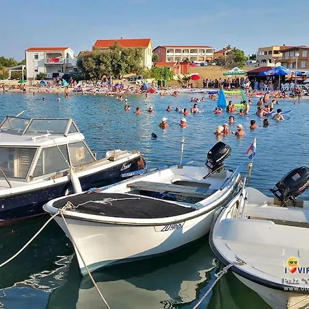 Rum i privatbostad Adriatic View *