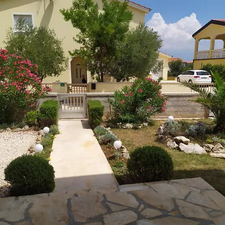 Vjeko Homestay