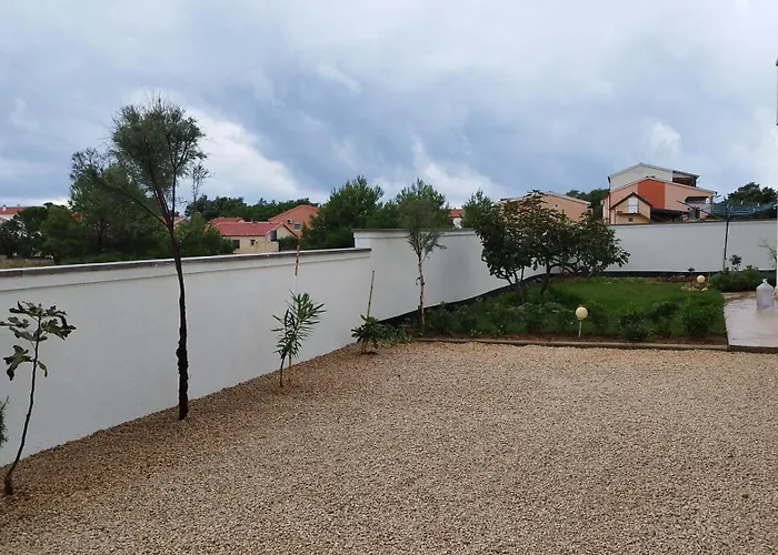 Ostanak kod kuće Vjeko